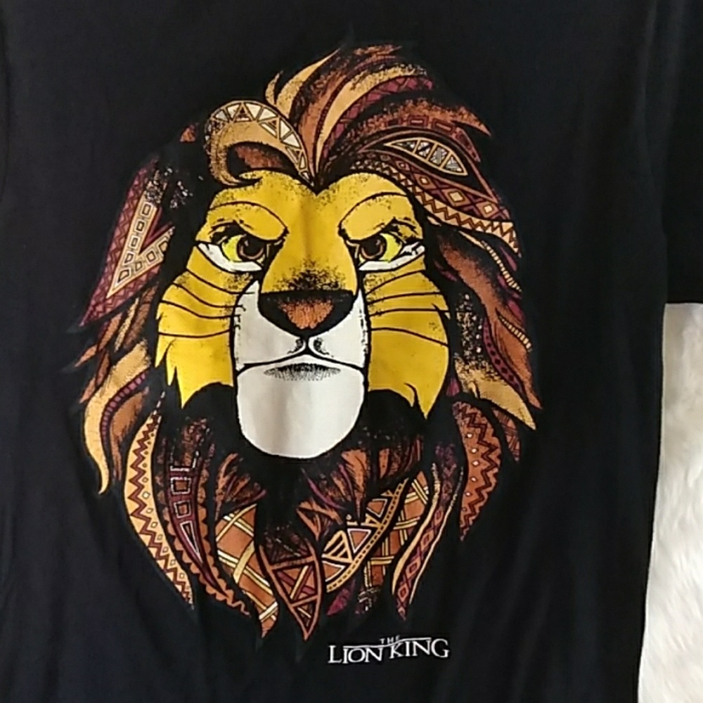 Disney shirt - Picture 2 of 4